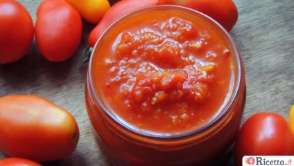 Sugo di pomodoro fresco Bimby: pronto in pochi minuti, vellutato e cremoso