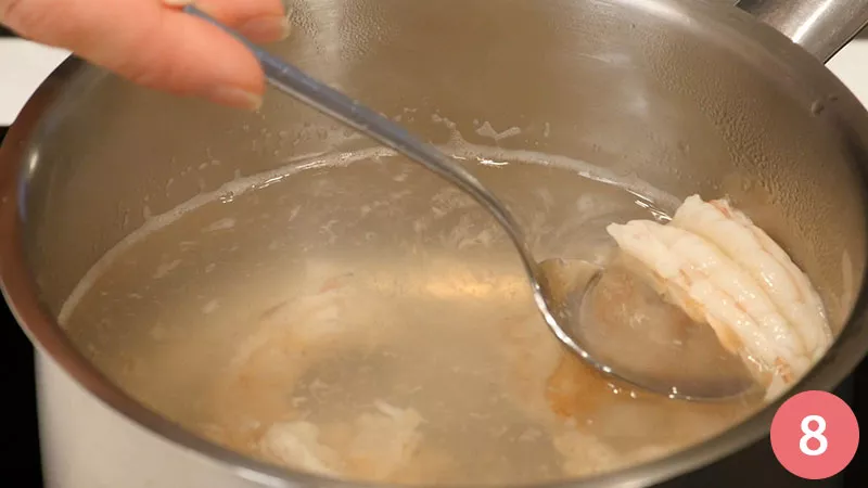 tartellette-di-brisè-con-kiwi-gamberi-e-cipolla-croccante8