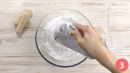 Egg pasteurisation with sugar syrup