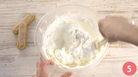 Tiramisù alle fragole - Passaggio 5