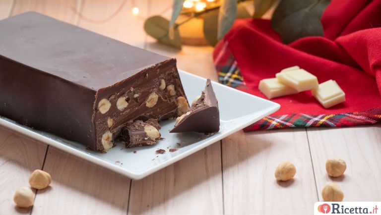 Torrone morbido alle mandorle Bimby, ideale da preparare per la festa di Ognissanti