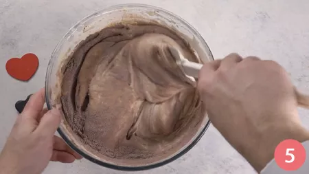 Torta a cuore - Passaggio 5