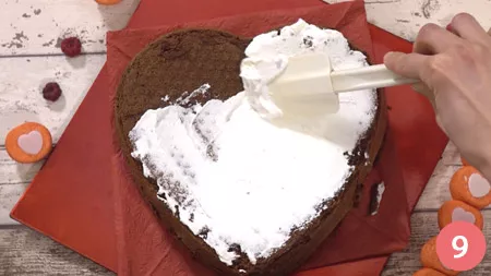 Torta a cuore di San Valentino 