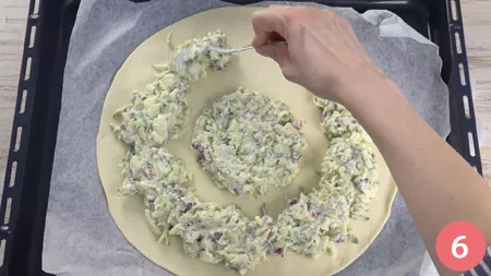 Torta a sole con zucchine e speck - Passaggio 6