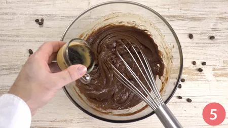 Torta al cioccolato e caffè - Passaggio 5