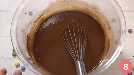 Mescolare per bene, fino a che il composto sarà uniforme