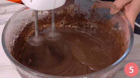 Torta al cioccolato in friggitrice ad aria - P5