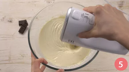 Torta all'acqua al cioccolato - Passo 5