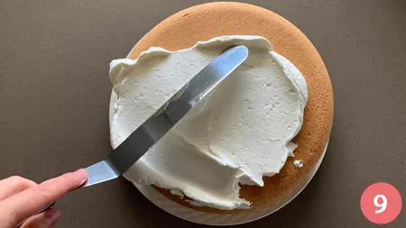 Torta alle fragole con crema Chantilly - p9