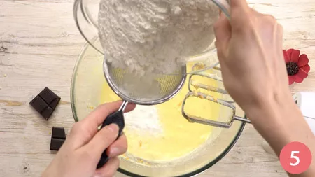 Torta allo yogurt e cioccolato - Passo 5
