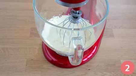 Torta cioccolato panna e fragole - P2