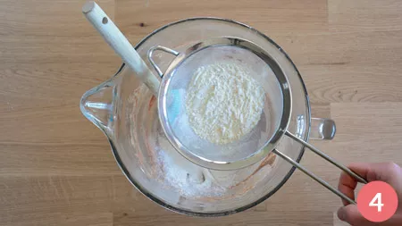 Torta cioccolato panna e fragole - P4