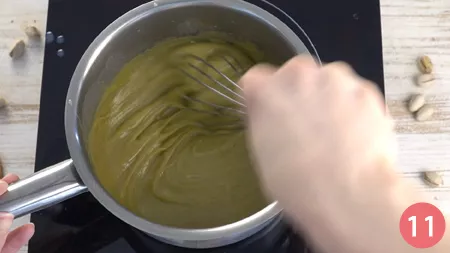 Torta con crema al pistacchio - Passaggio 11