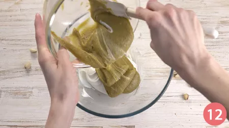 Torta con crema al pistacchio - Passaggio 12