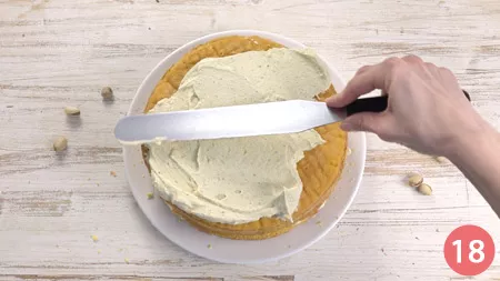 Torta con crema al pistacchio - Passaggio 18