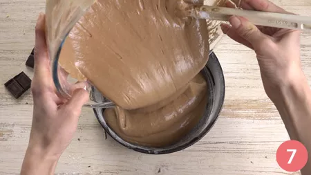 Torta con solo albumi al cioccolato - Passaggio 7