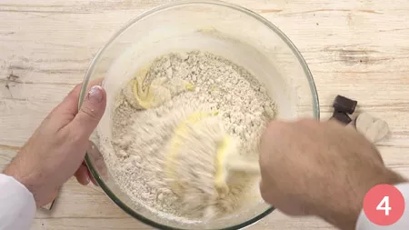 Torta di castagne e cioccolato - Passo 4