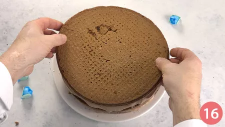 Torta di compleanno al cioccolato - Passaggio 16