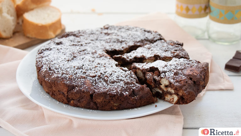 Torta di pane al cioccolato: la ricetta per riutilizzare il pane raffermo