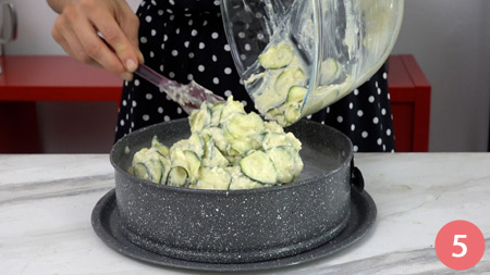 Torta invisibile alle zucchine - P5