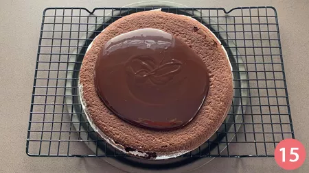 Torta Kinder Pinguì per compleanni - (4.3/5)