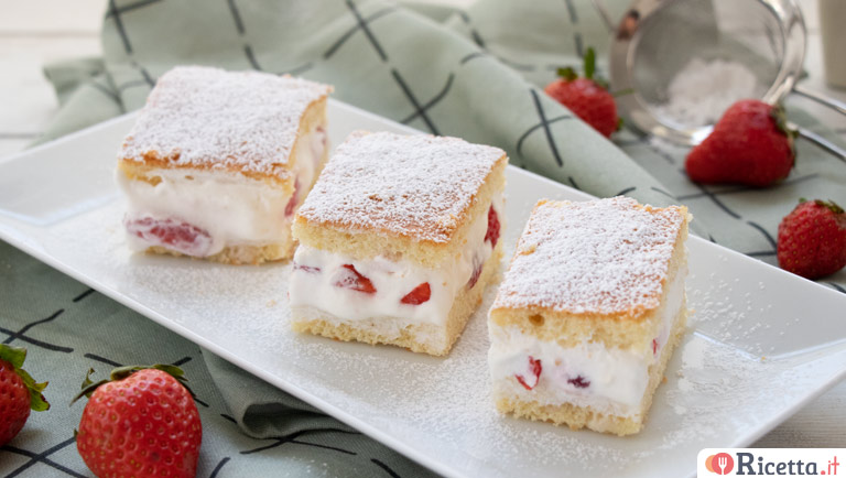 Torta paradiso alle fragole