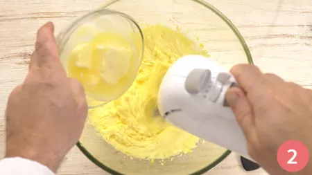 Torta di ricotta e gocce di cioccolato - Passo 2