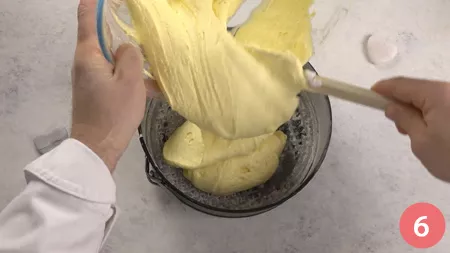 Torta Sacher al cioccolato bianco - Passaggio 6