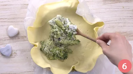 Torta salata con broccoli e salsiccia - Passaggio 6