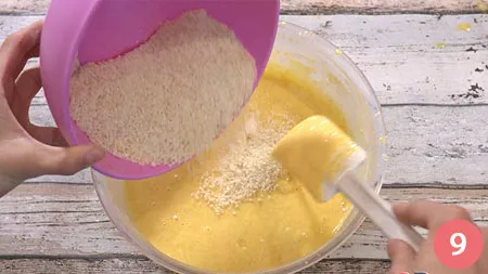 Aggiungiamo le mandorle tritate finemente