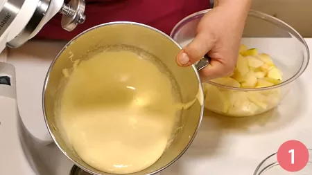 Tortino di mele e noci - Passaggio 1