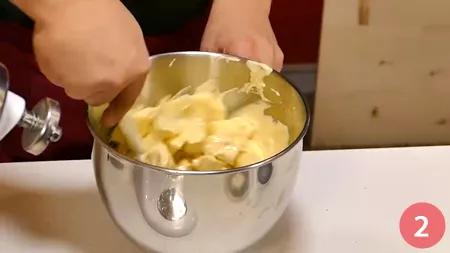 Tortino di mele e noci - Passaggio 2