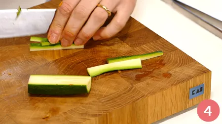 Tortino di orzo con tartare di verdure e olio aromatizzato alle erbe - Passaggio 4