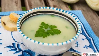 Vellutata di finocchi Bimby: perfetta per una cena leggera e disintossicante