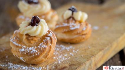 Zeppole di San Giuseppe al forno Bimby: delicate e leggere
