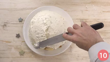 Zuccotto di pandoro con crema al torrone - Passo 10